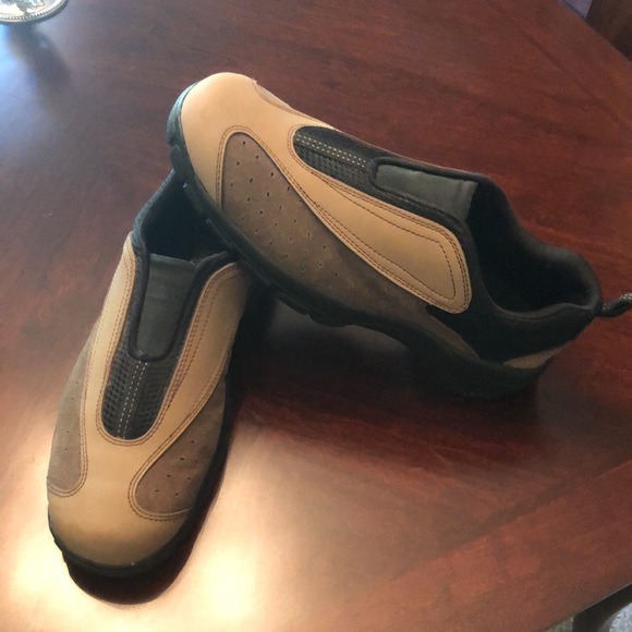 Men’s Redhead Slip on Shoes - Picture 3 of 4